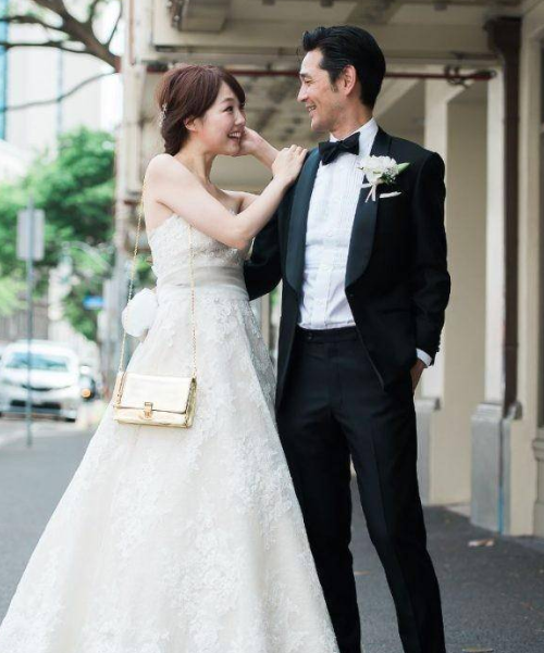 西服定做廠家，西裝訂做，婚禮西服定做